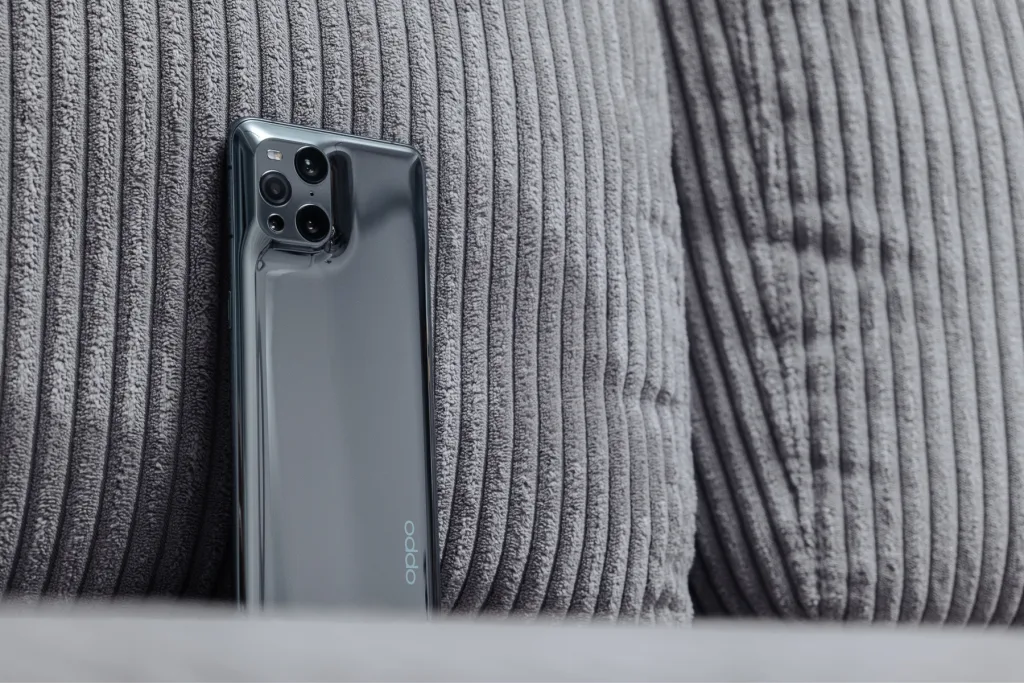 「本当の色」を表現し、伝えるスマートフォン&nbsp;：&nbsp;OPPO Find X3 Pro